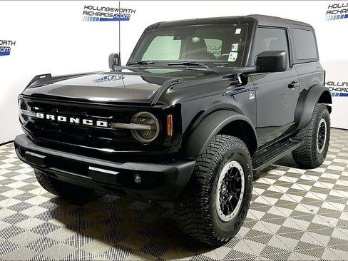Certified 2022 Ford Bronco Outer Banks w/ Sasquatch Package AWD/4WD image 1