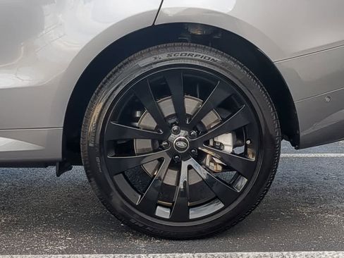 Used 2025 Land Rover Range Rover Sport Dynamic SE image 14