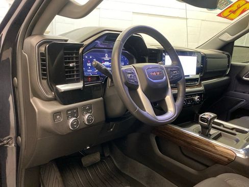 Used 2023 GMC Sierra 1500 Elevation w/ X31 Off-Road Package AWD/4WD image 20