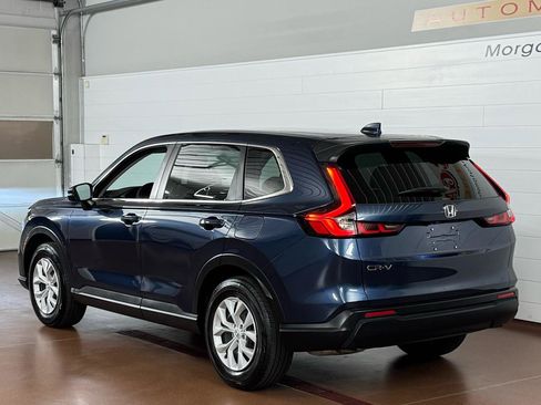 Used 2025 Honda CR-V LX image 5