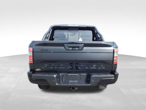 Used 2024 Nissan Frontier SV w/ Hardbody Edition AWD/4WD image 5