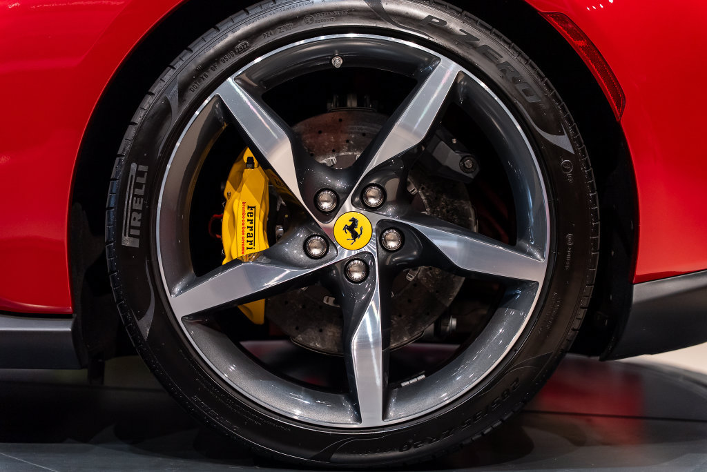 Certified 2022 Ferrari Portofino M RWD image 18