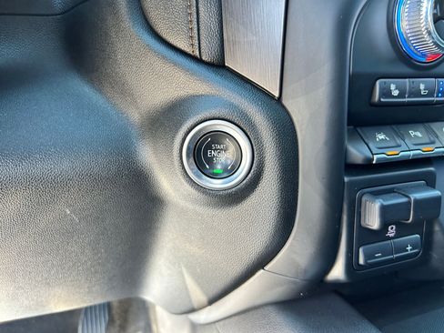 Used 2020 GMC Sierra 1500 AT4 w/ AT4 Premium Package AWD/4WD image 18