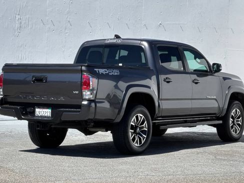 Used 2023 Toyota Tacoma TRD Sport w/ Advanced Technology Package AWD/4WD image 3