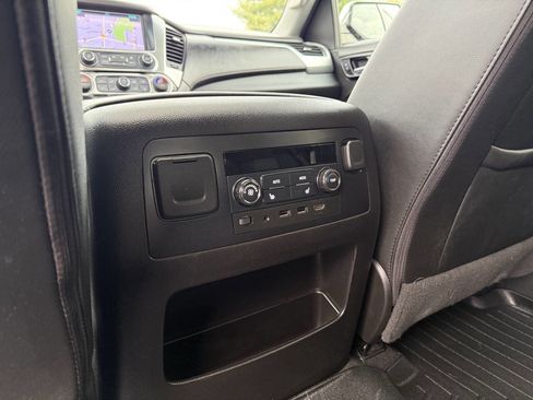 Used 2018 Chevrolet Tahoe Premier image 17
