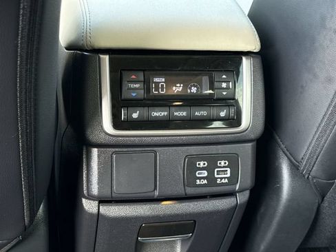 Used 2026 Subaru Ascent Limited AWD/4WD image 11