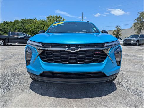 Used 2026 Chevrolet Trax RS w/ Driver Confidence Package FWD image 9