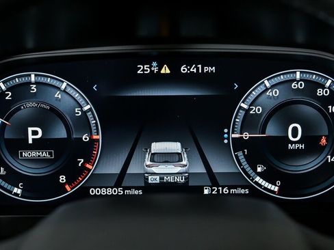 Used 2024 Mitsubishi Outlander SEL image 25