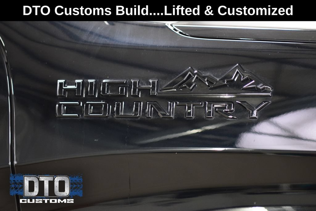Used 2025 Chevrolet Silverado 1500 High Country w/ Midnight Edition AWD/4WD image 14