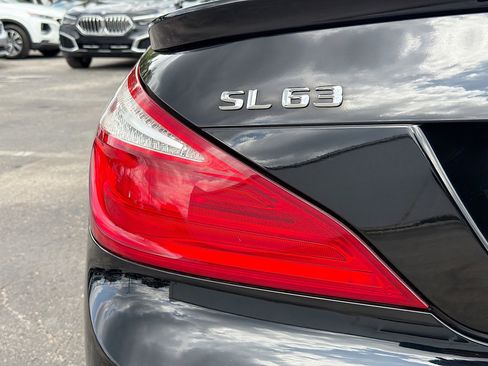 Used 2016 Mercedes-Benz SL 63 AMG w/ Driver Assistance Package image 10