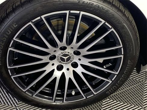 Used 2025 Mercedes-Benz C 300 4MATIC Sedan image 29