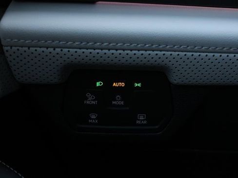 New 2026 Volkswagen Atlas Cross Sport SEL Premium R-Line AWD/4WD image 10