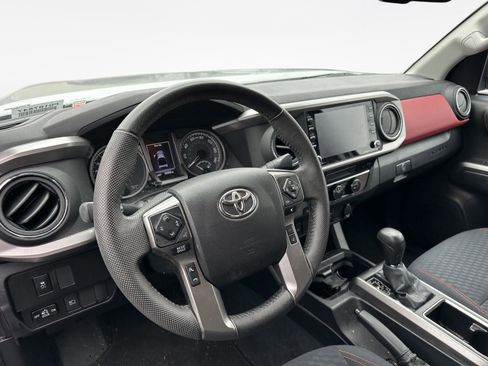 Certified 2022 Toyota Tacoma SR5 w/ Technology Package image 48