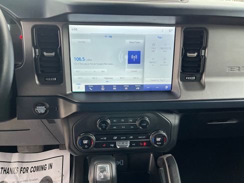 Used 2023 Ford Bronco Outer Banks AWD/4WD image 15