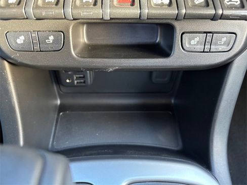 Used 2021 Chevrolet Colorado ZR2 image 24