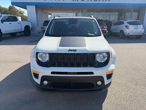 Used 2023 Jeep Renegade Altitude w/ Sun/Sound Group image 9