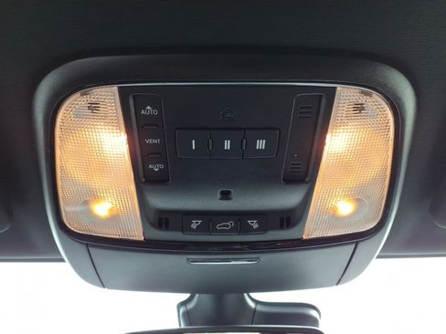 Certified 2022 Dodge Durango GT image 17