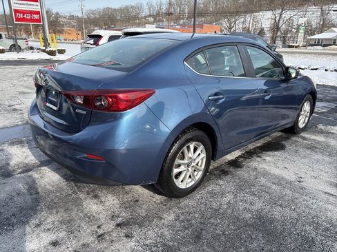 Used 2017 MAZDA MAZDA3 Sport w/ Preferred Equipment Package image 5