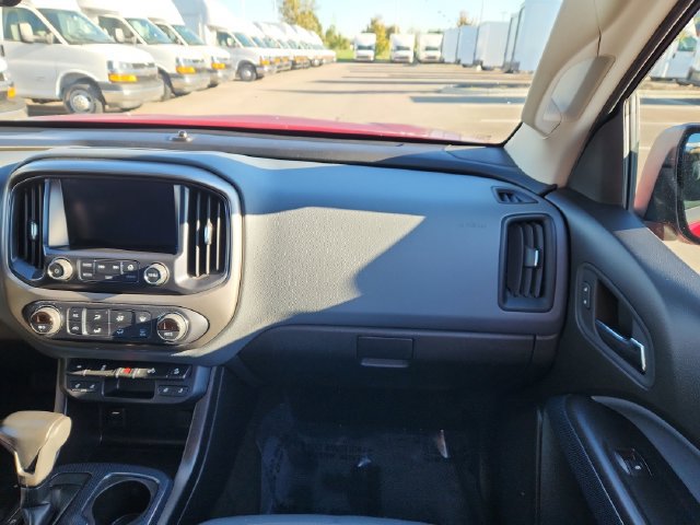 Used 2017 Chevrolet Colorado Z71 AWD/4WD image 24