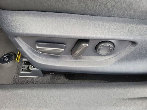 Used 2026 Toyota Camry SE FWD image 18
