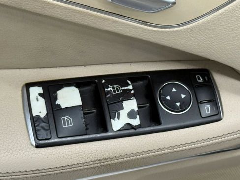 Used 2014 Mercedes-Benz E 350 Sedan w/ Premium 1 Package image 23