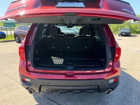 Used 2023 Honda Passport EX-L image 4