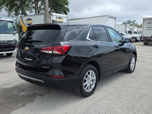 Used 2023 Chevrolet Equinox LT AWD/4WD image 7