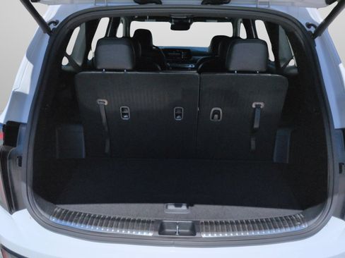 Certified 2024 Kia Telluride SX X-Line AWD/4WD image 17