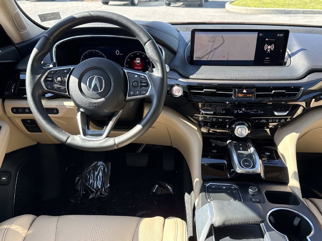 Used 2023 Acura MDX w/ Advance Package AWD/4WD image 3
