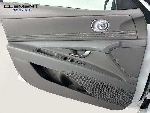 New 2026 Hyundai Elantra Sport FWD image 22