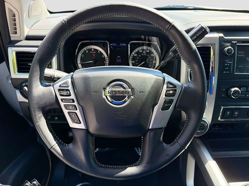 Certified 2019 Nissan Titan PRO-4X w/ Pro-4x Utility Package image 11