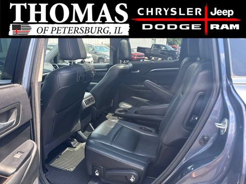 Used 2015 Toyota Highlander Limited Platinum AWD/4WD image 24