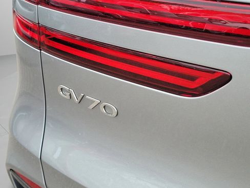 New 2026 Genesis GV70 2.5T Advanced AWD/4WD image 27
