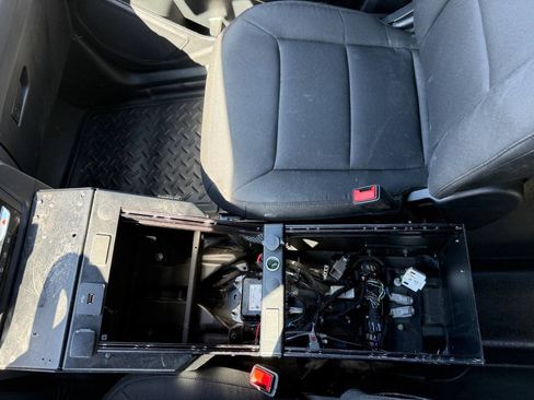 Used 2020 Ford Explorer 4WD Police Interceptor image 17