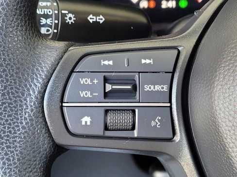 Used 2024 Honda CR-V LX image 30