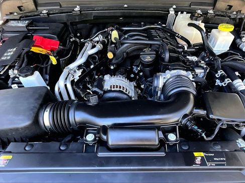 Used 2022 Jeep Gladiator Rubicon w/ Trailer Tow Package image 26