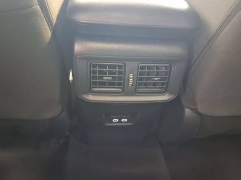 Used 2025 Toyota RAV4 XLE FWD image 19