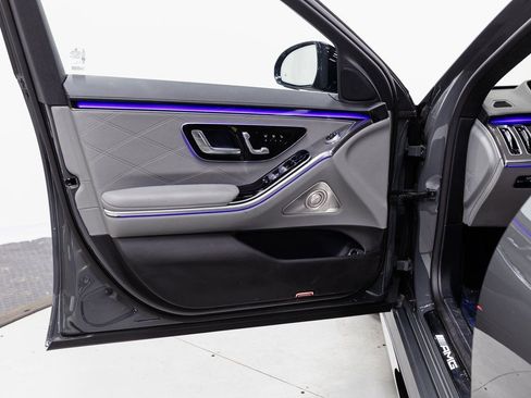 Used 2024 Mercedes-Benz S 63 AMG S image 5