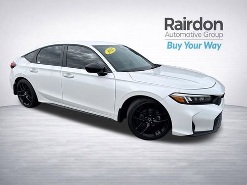 Used 2025 Honda Civic Sport image 1