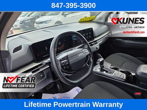 Used 2026 Kia Sportage LX FWD image 16