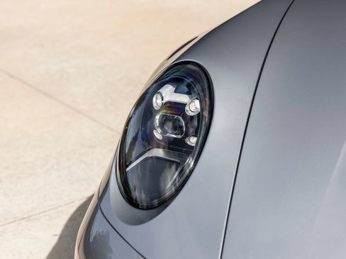 Certified 2024 Porsche 911 Carrera 4 AWD/4WD image 20