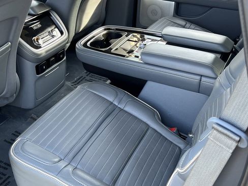 Used 2018 Lincoln Navigator Black Label w/ Cargo Package image 20