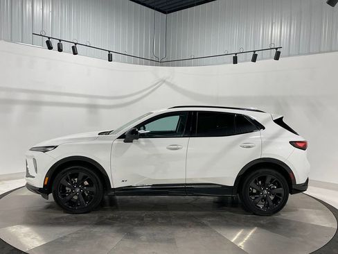 Used 2025 Buick Envision Sport Touring image 14