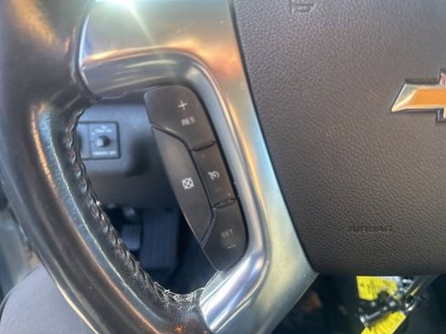 Used 2016 Chevrolet Traverse LT image 18