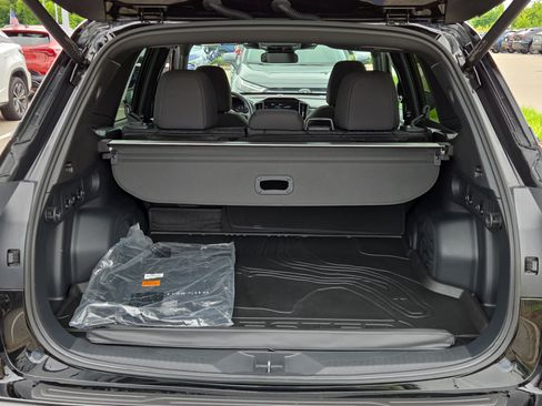 Used 2026 Subaru Forester Premium AWD/4WD image 13