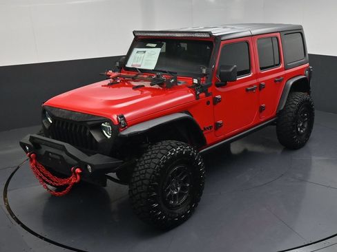 Used 2021 Jeep Wrangler Unlimited Sport AWD/4WD image 16