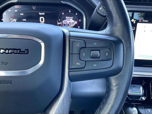 Used 2024 GMC Sierra 2500 Denali Ultimate w/ Snow Plow Prep/Camper Package AWD/4WD image 19