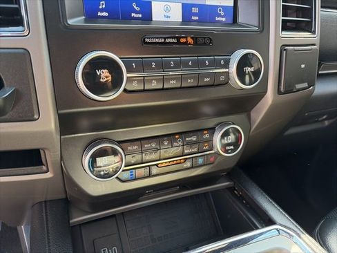 Used 2020 Ford Expedition XLT w/ Equipment Group 202A image 20