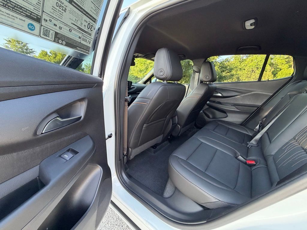 New 2026 Buick Envista Sport Touring FWD image 15