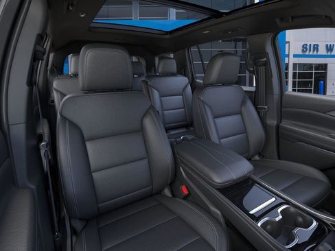 New 2026 Chevrolet Traverse LT w/ Sun and Wheel Package image 16